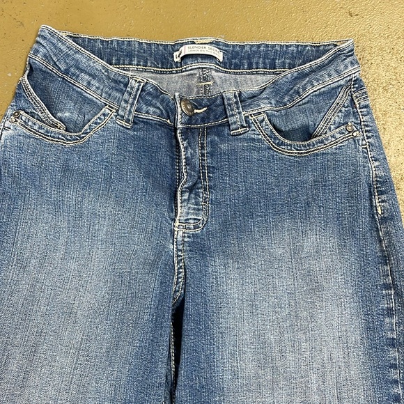 Lee Slender Secret Embellished Denim Capris Size 12M - Picture 3 of 10